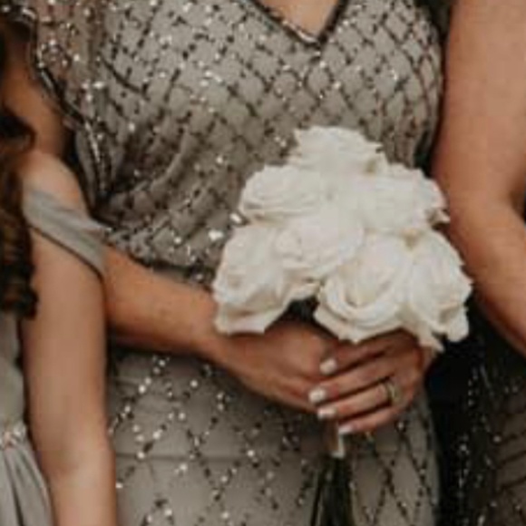 Formal dress - Picture 2 of 2